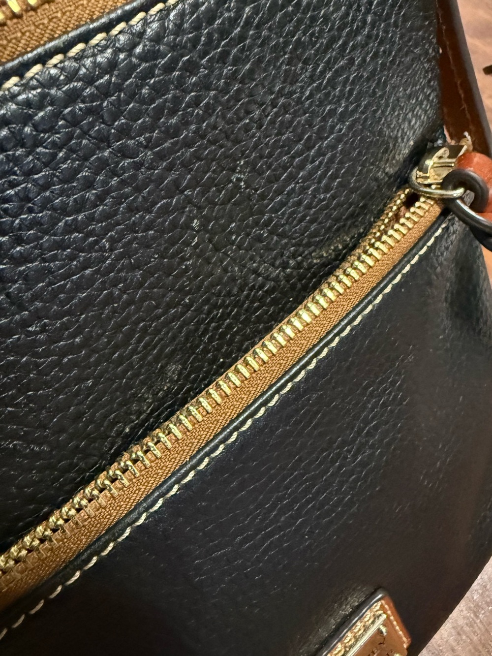 Dooney & Bourke Crossbody - Picture 10 of 16